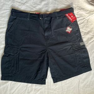 Union Bay Navy Survivor Shorts Size 48